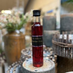 Dressing og sirup fra Puk's Delikatesser