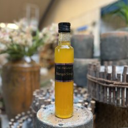 Dressing og sirup fra Puk's Delikatesser