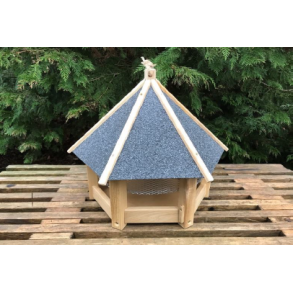 Fuglehus med tagpaptag og net 44